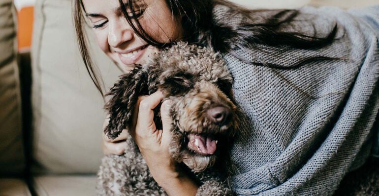 cane e donna